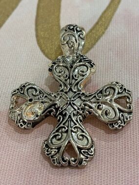 Sterling Silver Filigree Cross Pendant - Silver